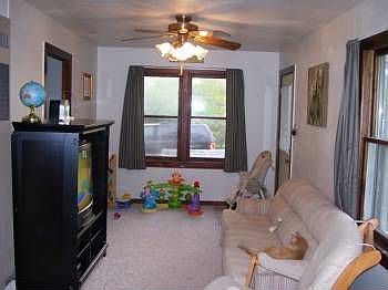 4th image of 1328 E Road Six St