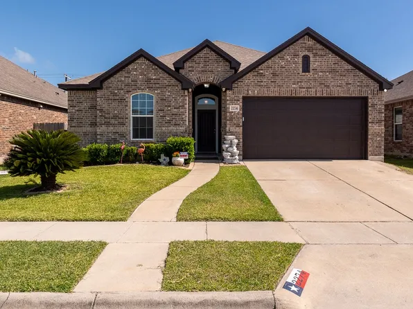 2274 Tallow Dr, Portland, TX 78374