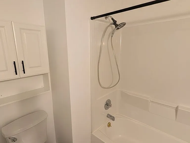 622 Laurel Dr — Photo 17