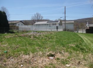 36 Buddy Ln, Carpendale, WV 26753