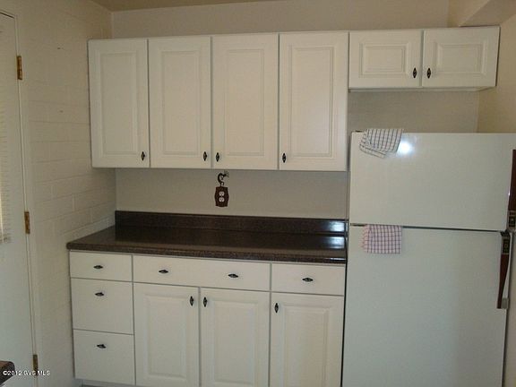 5th image of 290 S Paseo Madera