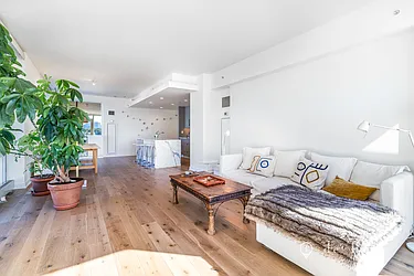 Rented by DE TILLY REAL ESTATE