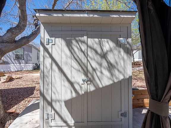 5th image of 75 Cottonwood Ln