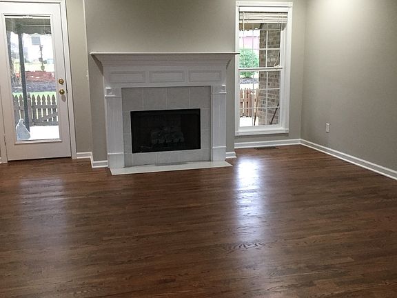 Hardwood floor~ living room