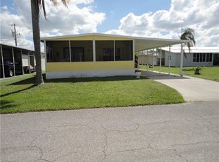 743 Knotty Pine Cir, North Fort Myers, FL 33917