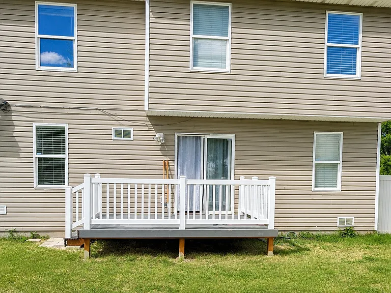 1457 Archmore Loop — Photo 32