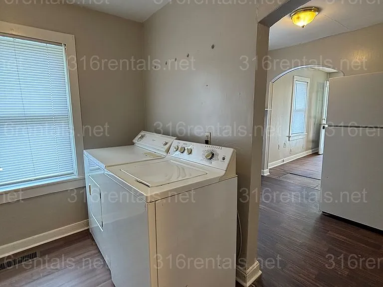 106 S Arthur St — Photo 6