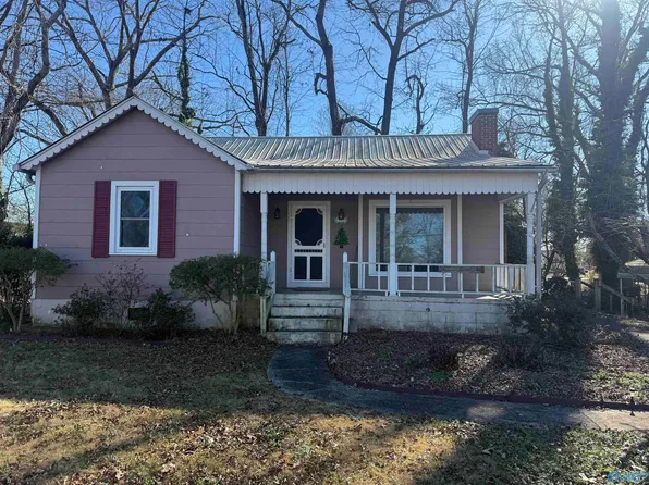 303 Martling Rd, Albertville, AL 35950