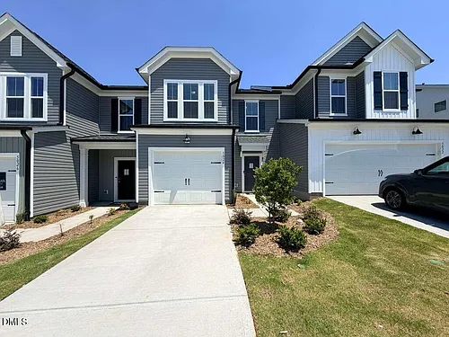 5024 Reader Way Photo 1