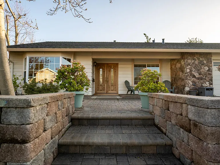 3605 Deer Park Ct — Photo 2