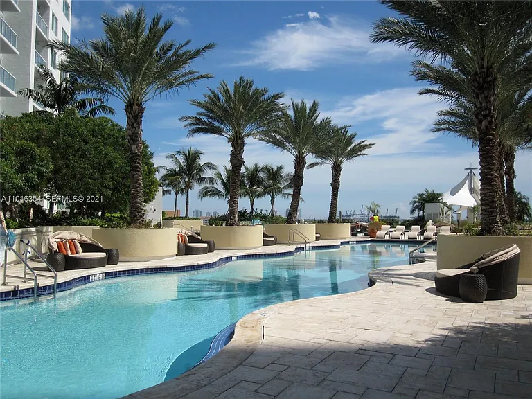 244 Biscayne Blvd #200 — Photo 5