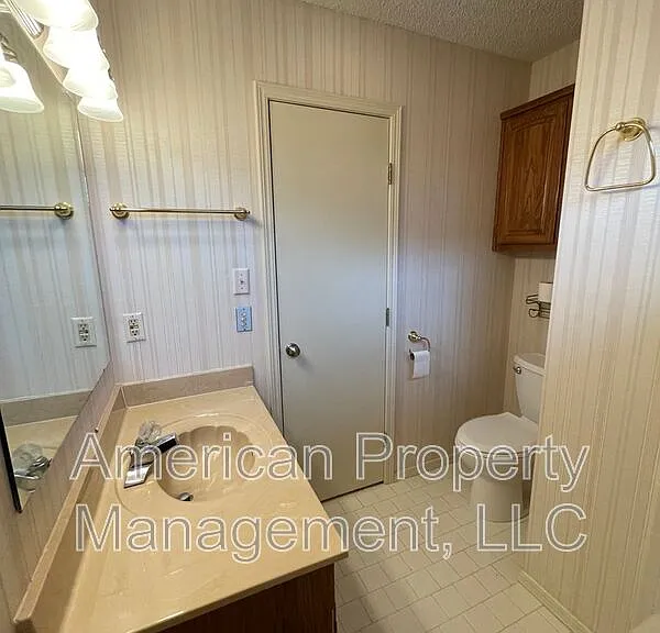 8841 S Canton Pl — Photo 15