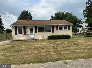 19 Lincoln Dr, Hanover, PA 17331