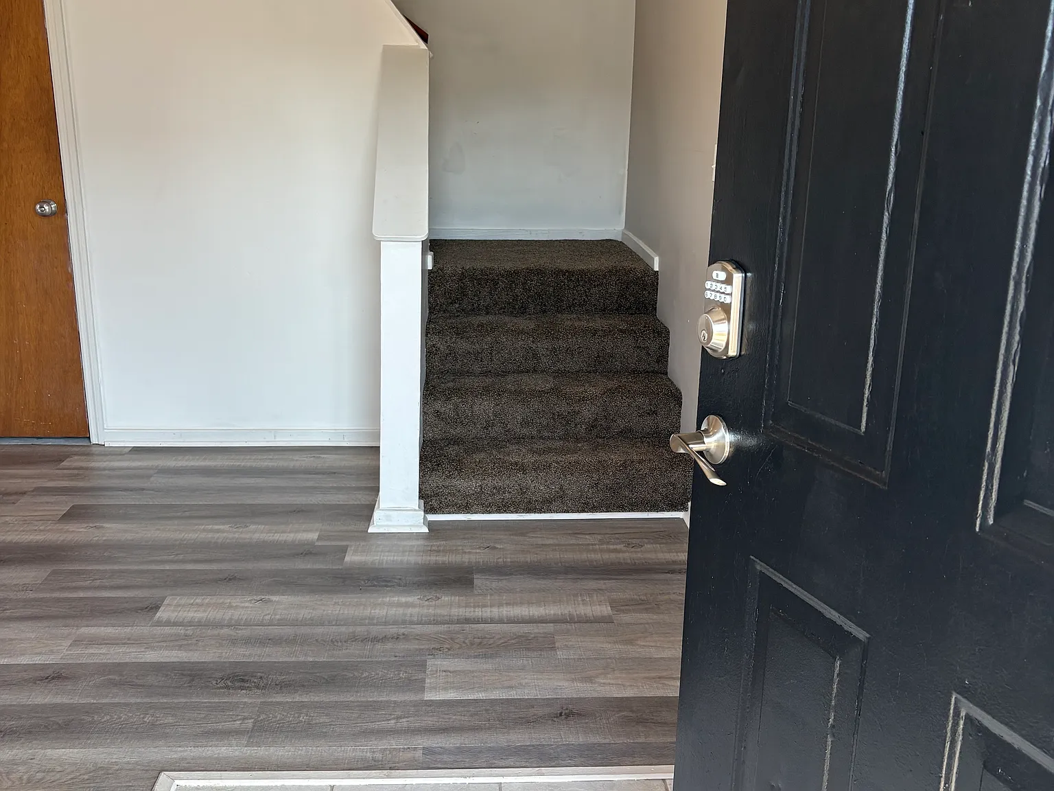 2 bed, 1.5 bath, 950 sqft, $1,450 — Photo 2
