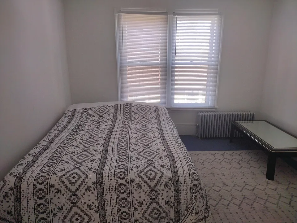 380 Main St #2