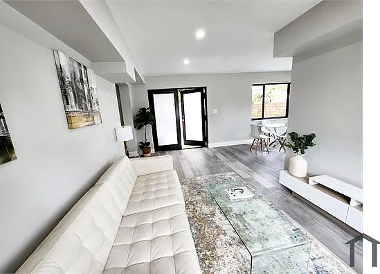 1920 SW 4th Ave #2 — Photo 6