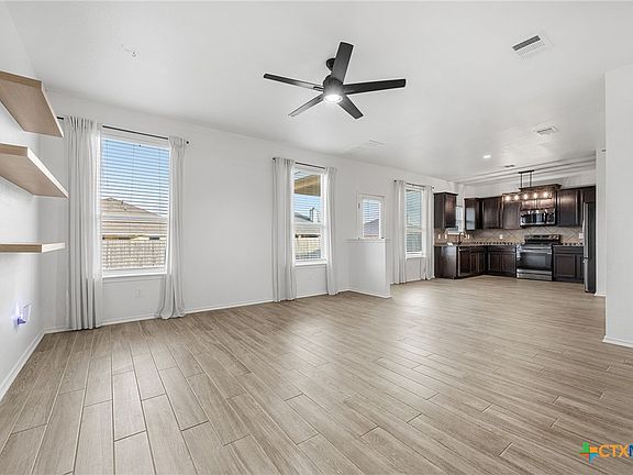 5th image of 2706 Black Orchid Dr