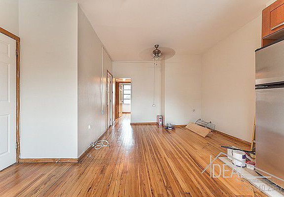 3rd image of 141 17th St #3