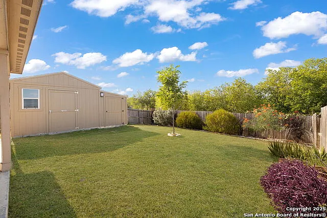 6507 Luckey Sq — Photo 17