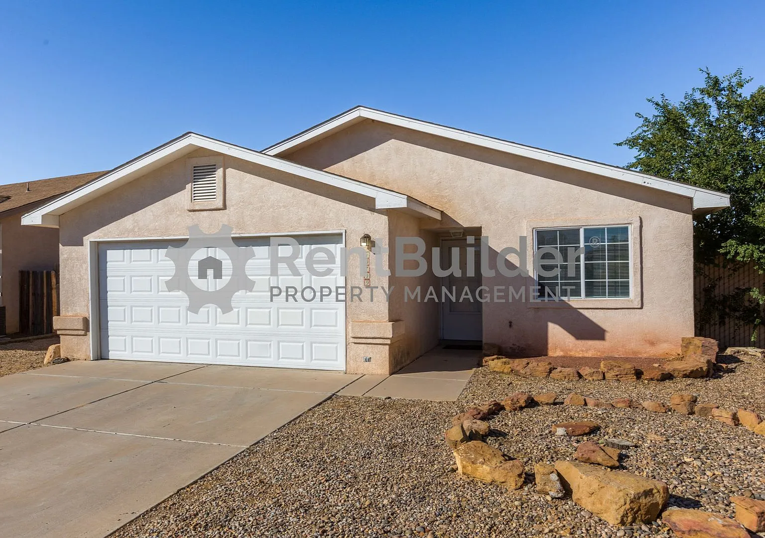 Price Reduced Brand New A/C & Heating Units * $500 Off 2nd Months' Rent * This One Will Go Fast!! — Photo 1