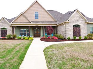 1388 Rowan Oak, Tupelo, MS 38801