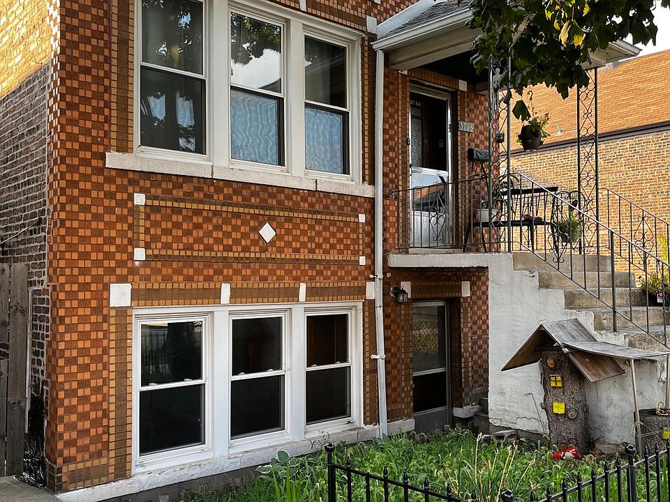 1st image of 3716 S Winchester Ave #B