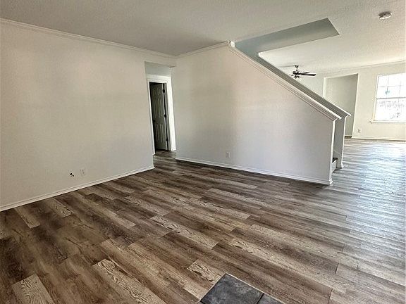 2nd image of 380 Copper Wood Dr