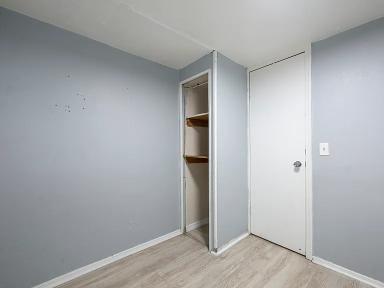 4239 Memphis Ave — Photo 8