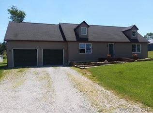 16982 Rinehart Rd, Wapakoneta, OH 45895