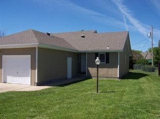 732 Faith Dr, Salina, KS 67401