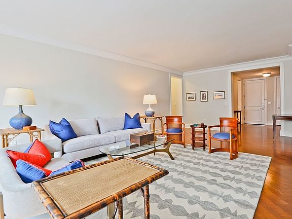 4th image of 181 E 65th St APT 4C