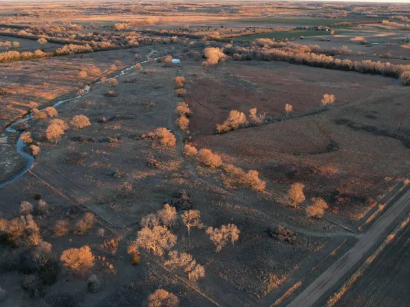 0 W Fountain Green Rd, Arlington, KS 67514