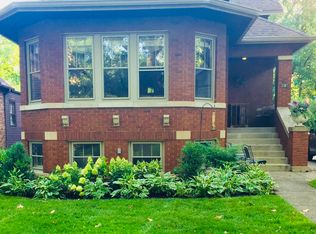 341 Nuttall Rd, Riverside, IL 60546