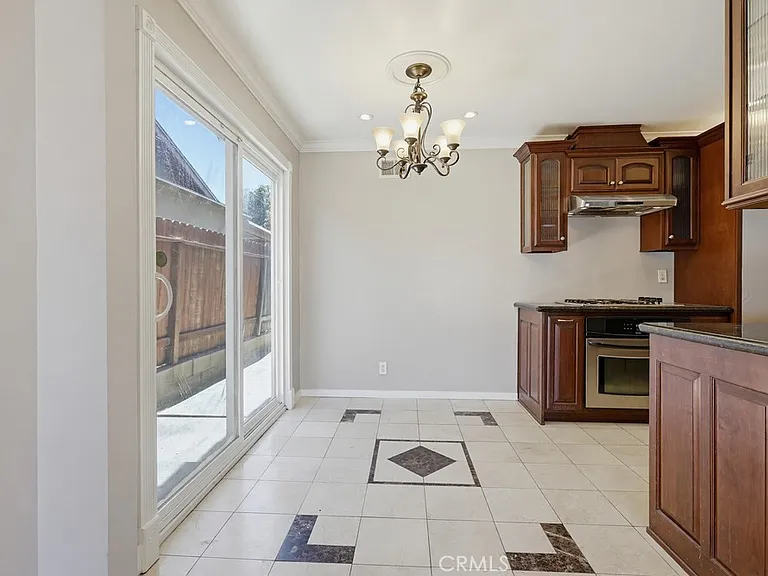 243 N Pageant St — Photo 13