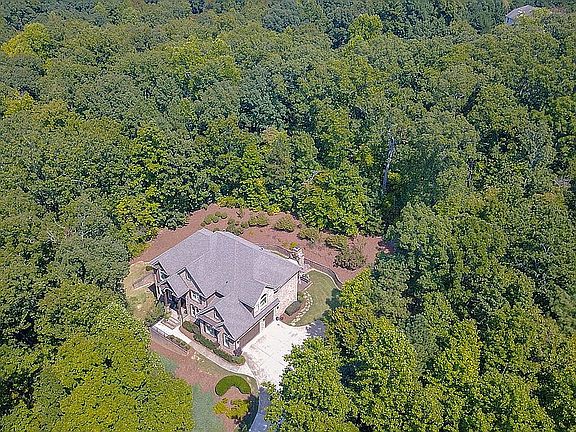 2nd image of 841 E Shore Dr