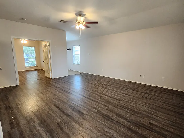 3229 Corrigan Ln — Photo 6