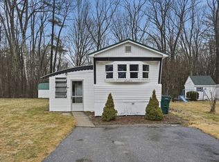 17 Conestoga Trl, Brookfield, MA 01506