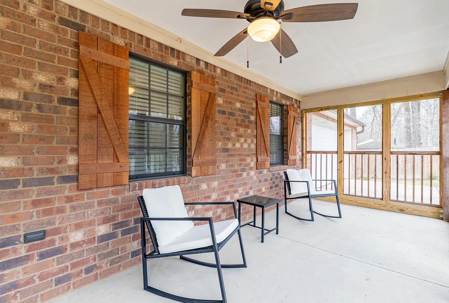 3 bed, 2000 sqft, $2,700 — Photo 3