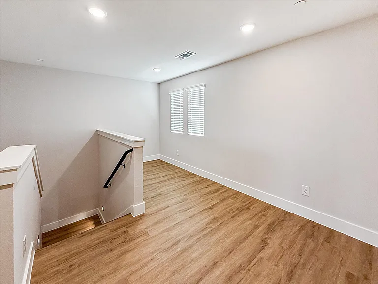 5601 Mobeetie Loop — Photo 13