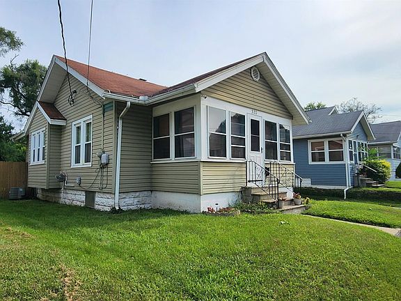 2nd image of 320 E Prospect St