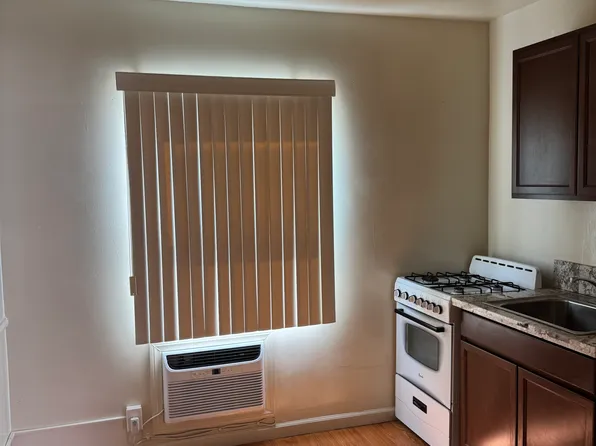 2774 W Broadway, Los Angeles, CA 90041