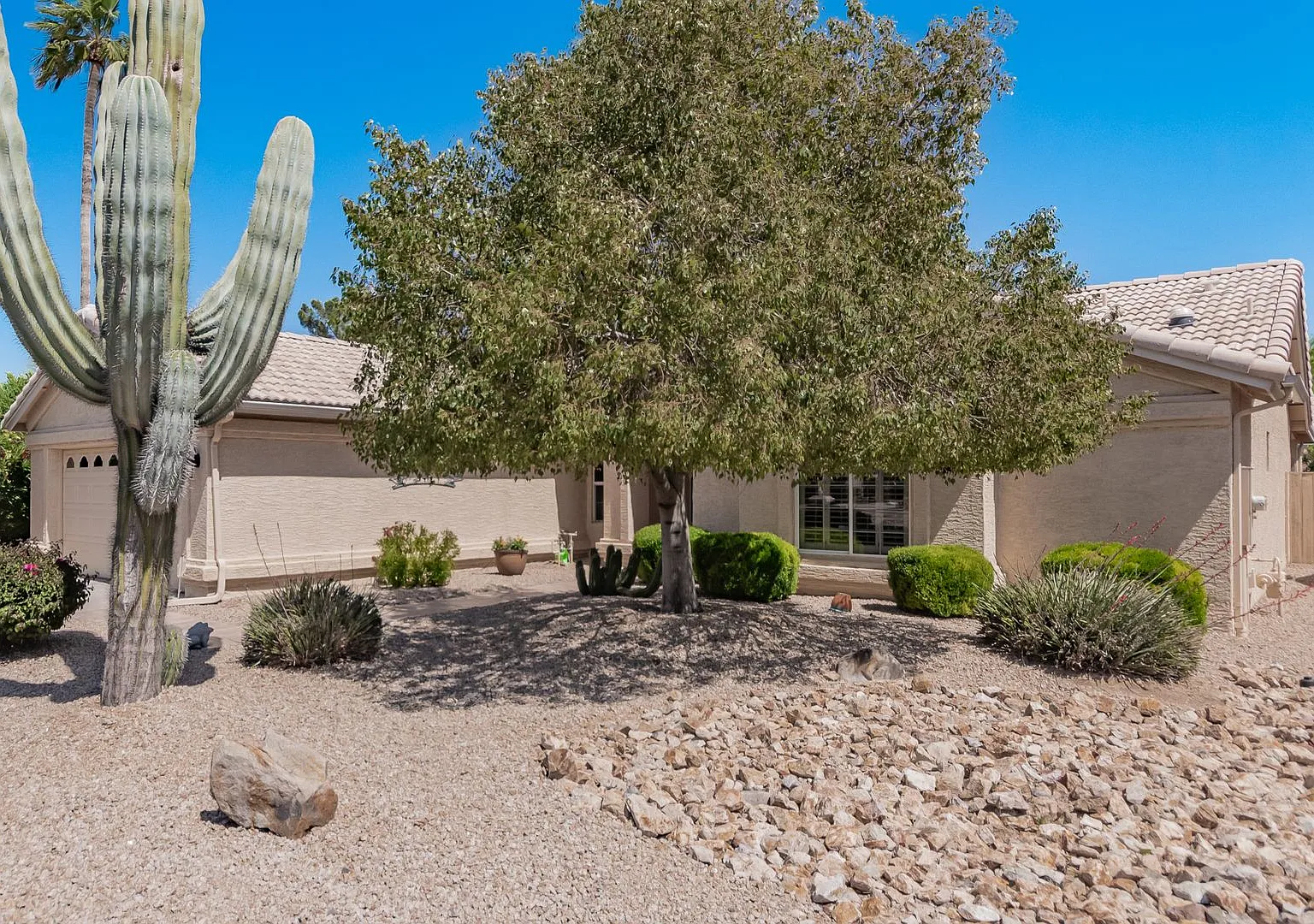 Furnished 3-Bedroom, 3-Bath Home with Private Casita in Oakwood Country Club, Sun Lakes, AZ — Photo 4