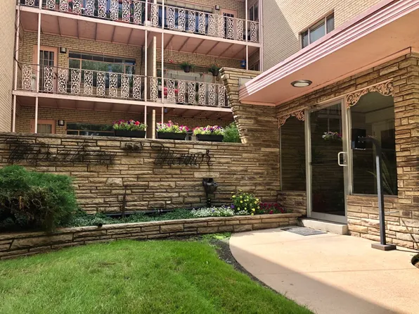 Mirabeau Manor, 1357 N Williams St APT 210, Denver, CO 80218