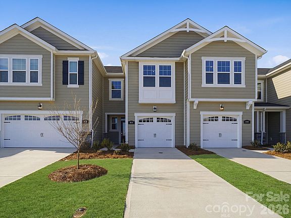 2nd image of 340 Laura Elizabeth Ln