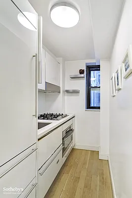 Rented by Sotheby's International Realty | media 30