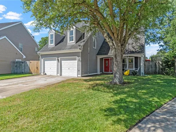 912 Park Landing Ct, Virginia Beach, VA 23456