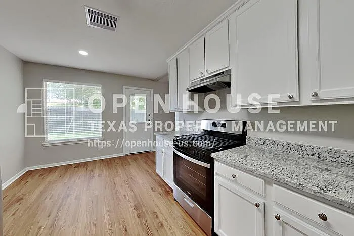 26912 Castlecliff Ln — Photo 5