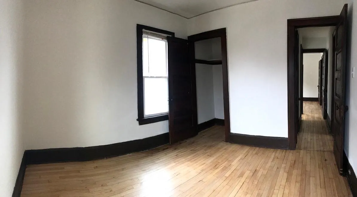 2 bed, 1200 sqft, $1,100 — Photo 4
