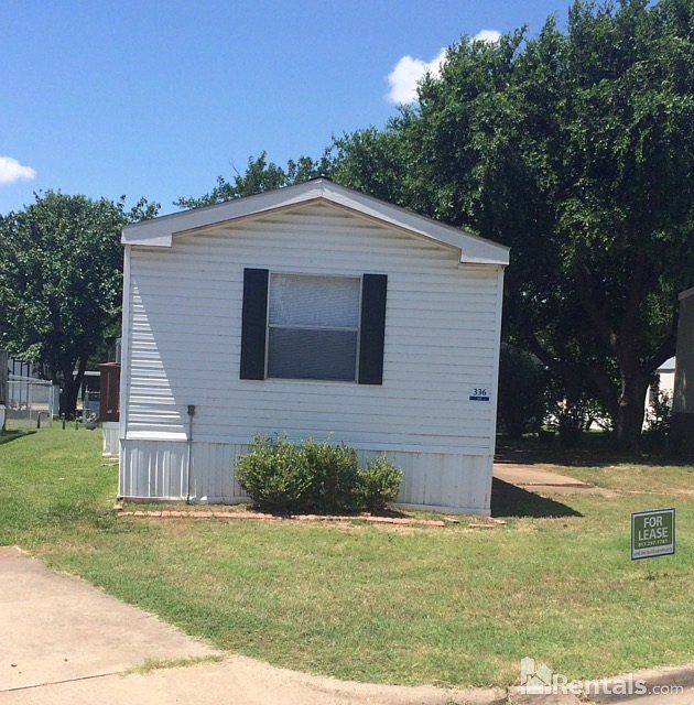 1st image of 313 Chalet Dr #84