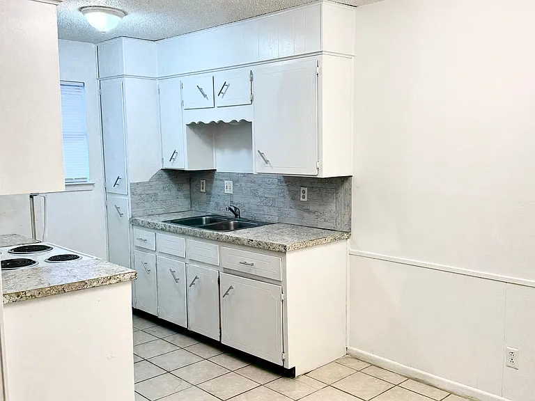 703 N Gilmer St — Photo 14